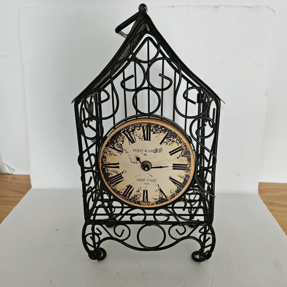 Pierat & Garein Vintage Distressed Bird Cage Clock AA Battery Working